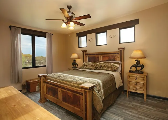 Rincon Creek Ranch Lodge